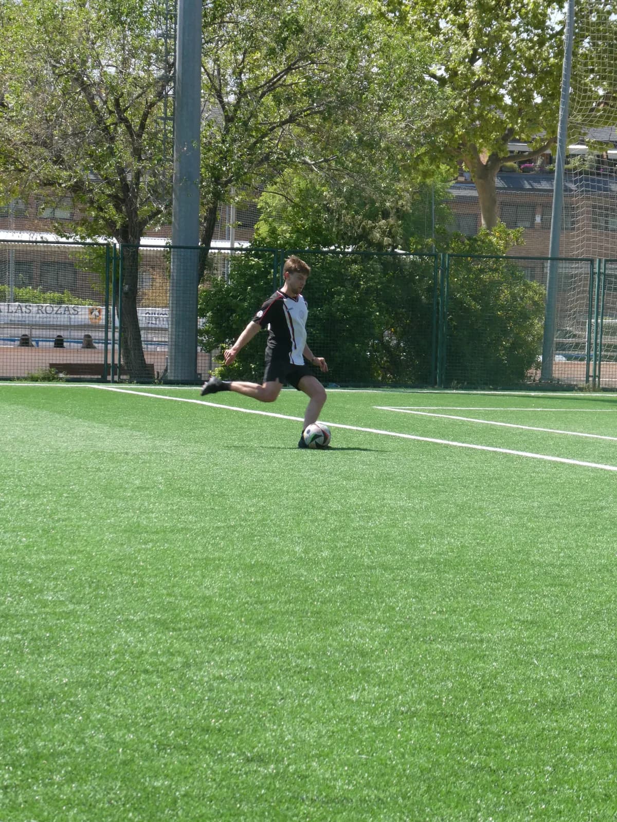 Gómez